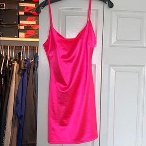 Pink bodycon dress